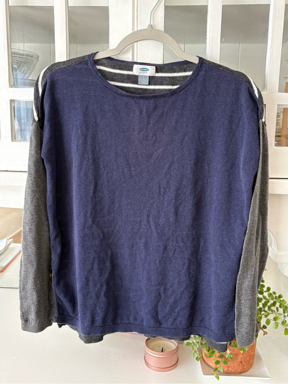 Old Navy Navy and Gray Striped Crew Lightweight Sweater